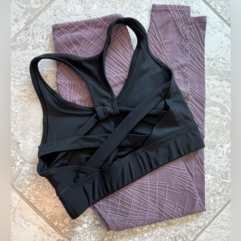 Onzie Warrior Bra in Black, Size Small/Medium